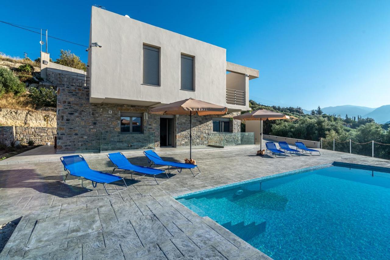 Modern Private With Infinity Pool Héraklion
