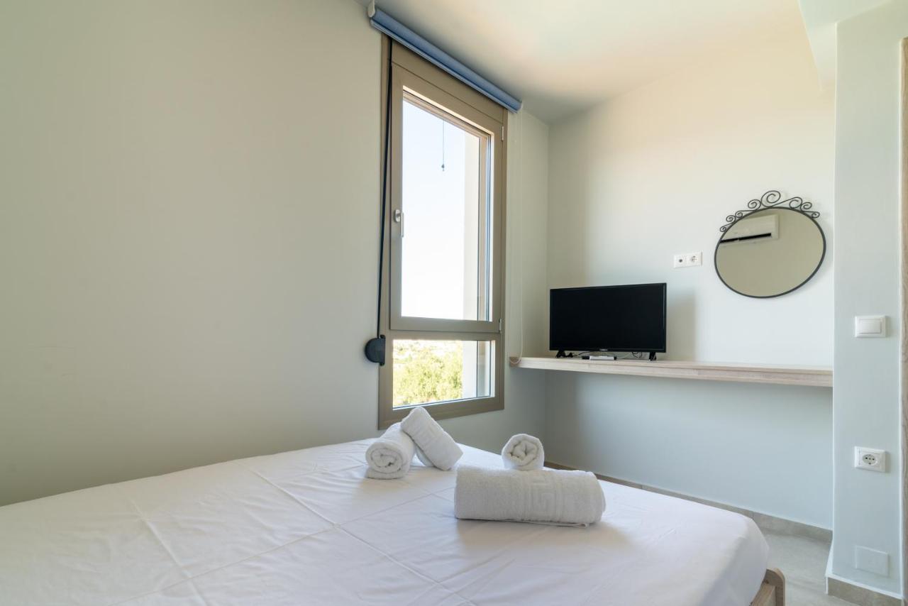 Modern Private With Infinity Pool * Heraklion (Crete)