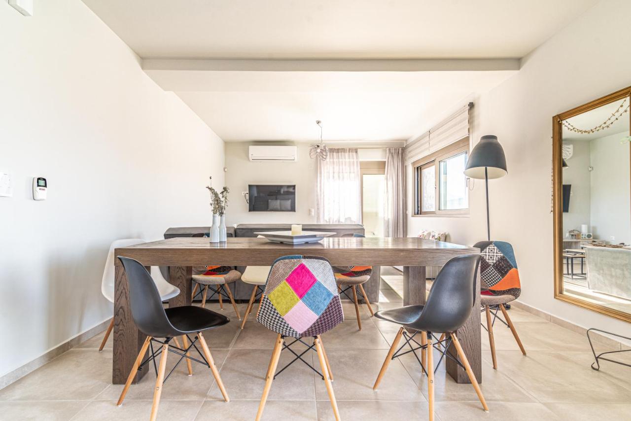 Modern Private With Infinity Pool Heraklion (Crete)