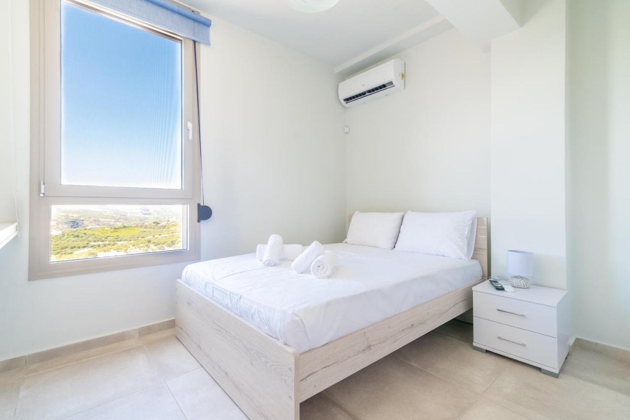 Modern Private With Infinity Pool Villa Heraklion (Crete)