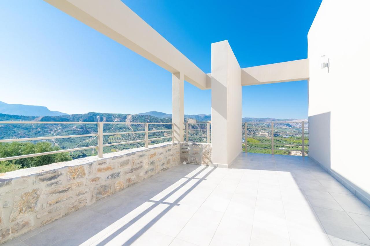 Modern Private With Infinity Pool Villa Héraklion